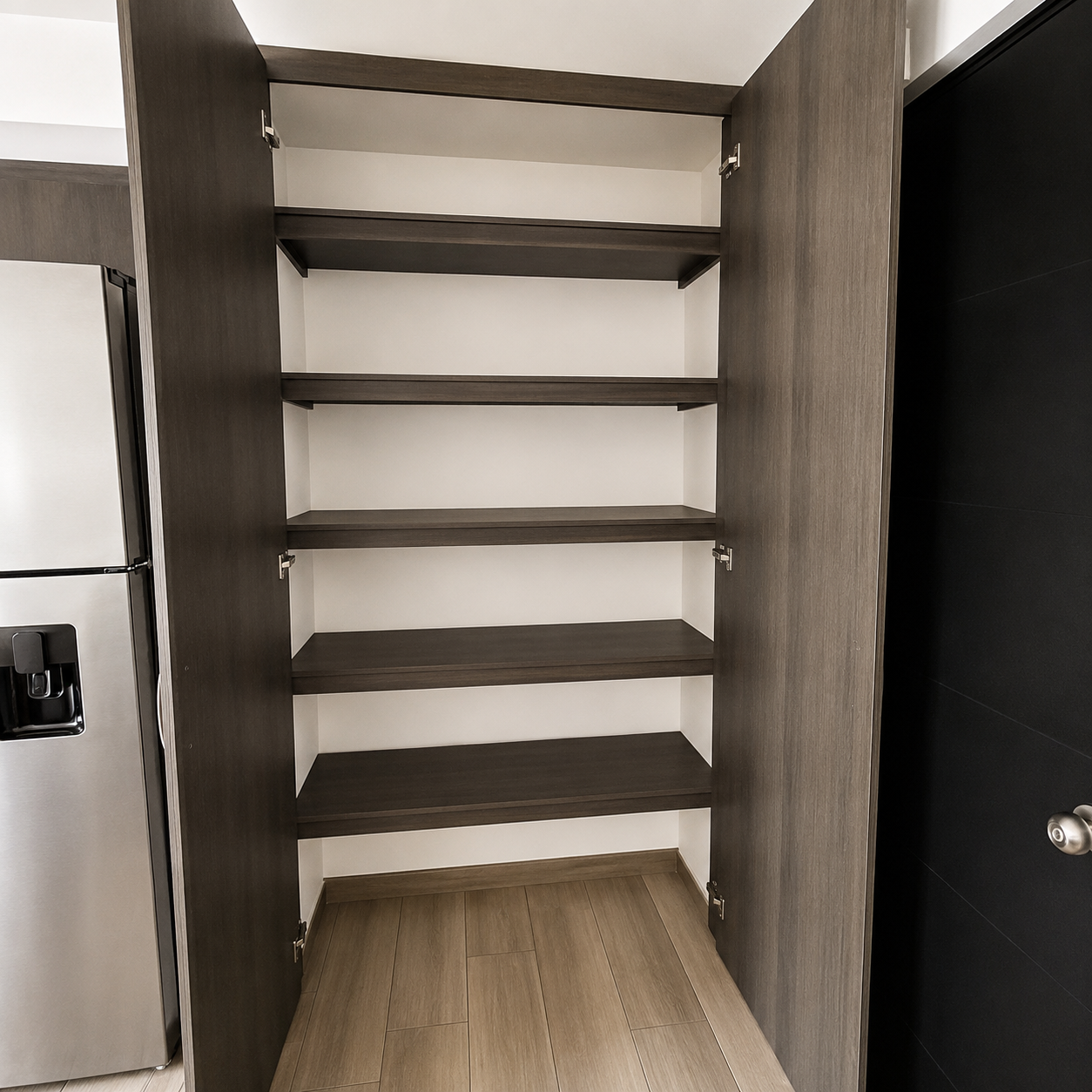Apartamento en venta en Villas Granada 2 zona 10 de Sta. Catarina Pinula - foto 3